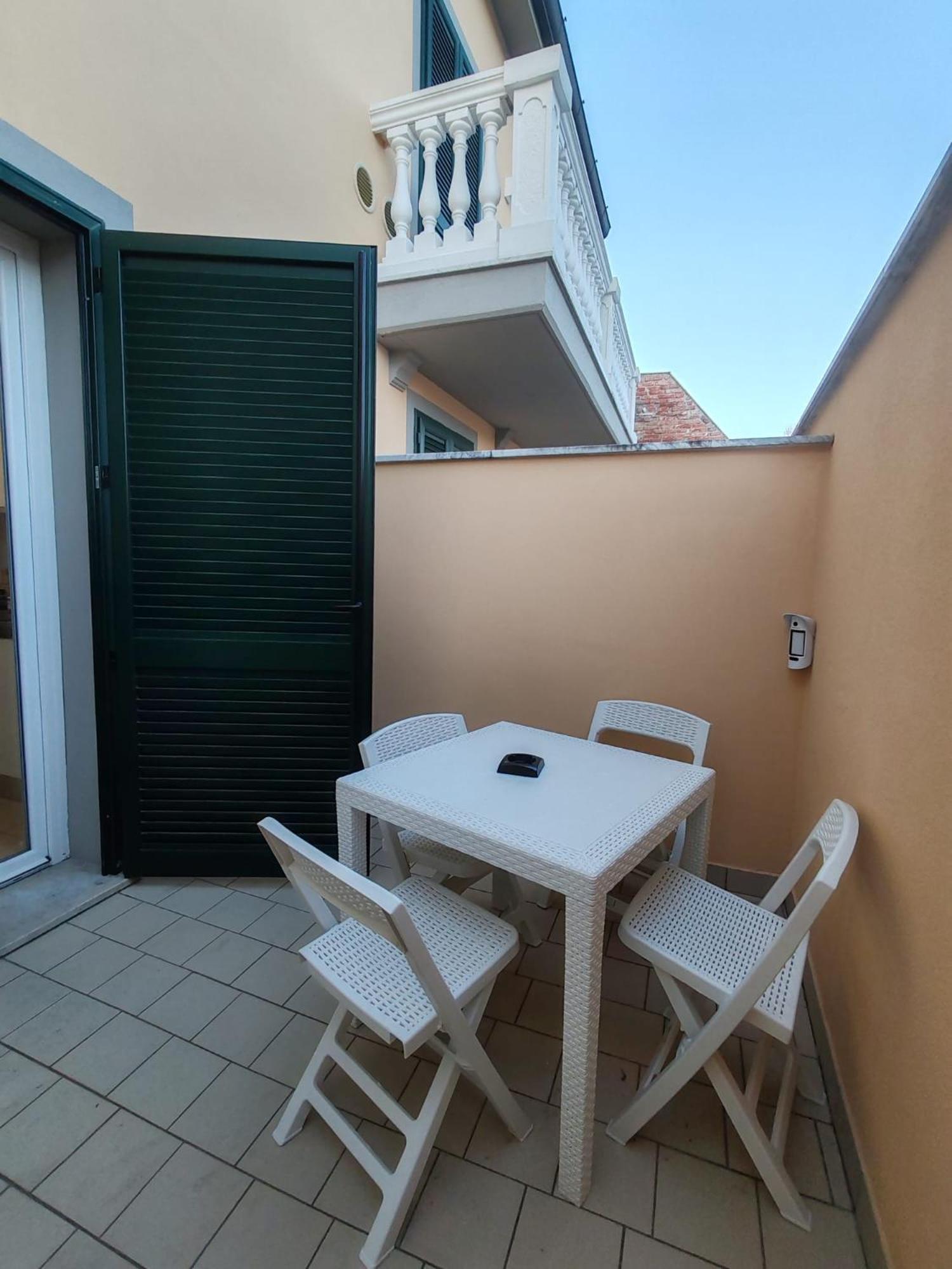 Ondina Apartment In Versilia Viareggio Extérieur photo